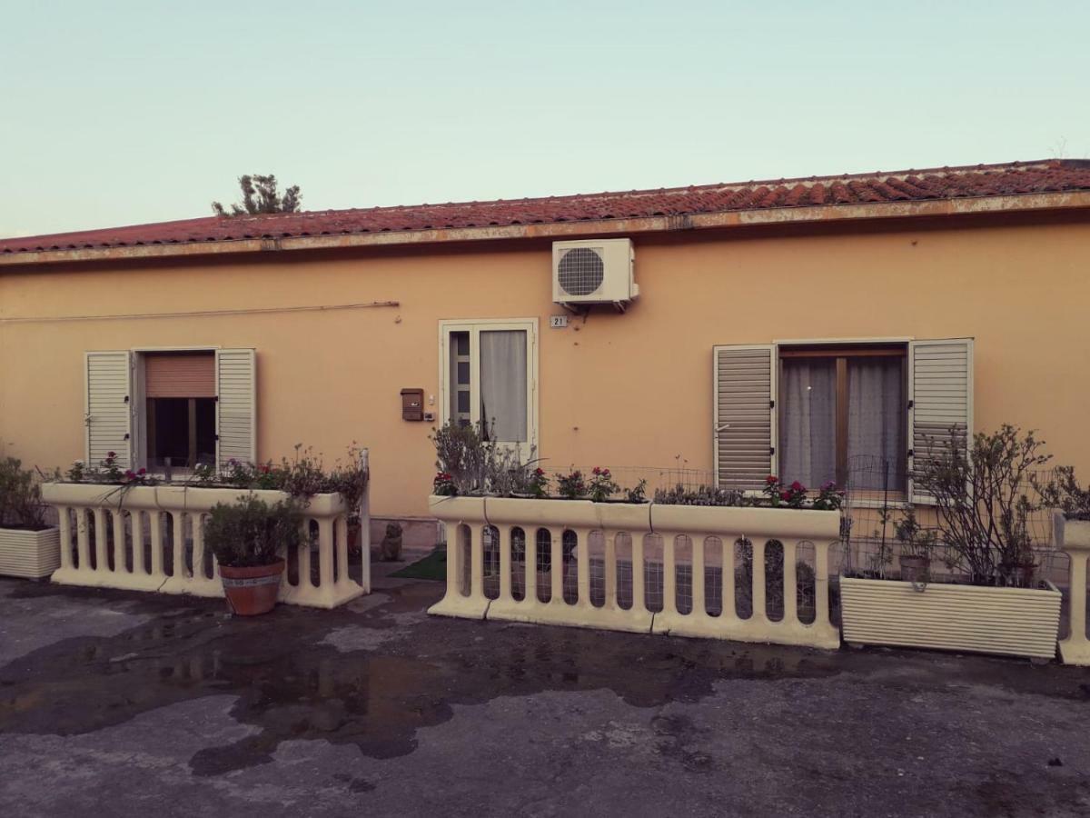 Sa Domu Antiga Villa Solarussa Kültér fotó